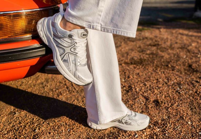 Mexxbela ženske superge lilo/srebrne 860R274